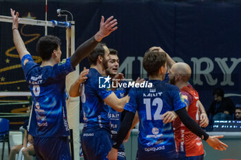 2023-12-21 - Exultation of Players of Mint Vero Volley Monza after scoring a match point during CEV Volleyball Cup Men 2024 match between Mint VeroVolley Monza and Panathinaikos Athens at Opiquad Arena, Monza, Italy on December 21, 2023 - MINT VERO VOLLEY MONZA VS PANATHINAIKOS ATHENS - CHALLENGE CUP MEN - VOLLEYBALL