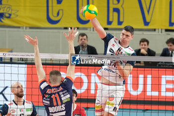 2023-11-23 - Attack of Marko Podrascanin of ITAS Trentino Volley during the match between ITAS Trentino Volley and Odbojkarski Klub ACH Volley Ljubljana, Pool B CEV Men Volley Champions League 2023/2024 at Il T Quotidiano Arena on November 23, 2023, Trento, Italy. - ITAS TRENTINO VS ACH VOLLEY LJUBLJANA - CHAMPIONS LEAGUE MEN - VOLLEYBALL