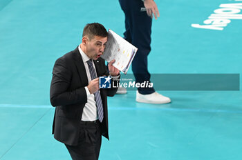 2023-12-21 - Cucine Lube Civitanova's Head Coach Gianlorenzo Blengini - CUCINE LUBE CIVITANOVA VS VK LVI PRAHA - CHAMPIONS LEAGUE MEN - VOLLEYBALL