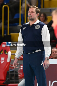 2023-12-21 - Mathias EWALD (Second referee of the match) - CUCINE LUBE CIVITANOVA VS VK LVI PRAHA - CHAMPIONS LEAGUE MEN - VOLLEYBALL