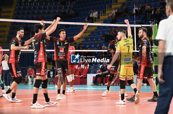 2023-12-21 - Cucine Lube Civitanova's team rejoices after a point - CUCINE LUBE CIVITANOVA VS VK LVI PRAHA - CHAMPIONS LEAGUE MEN - VOLLEYBALL