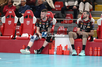 2023-12-21 - Cucine Lube Civitanova's Ivan Zaytsev #9 and Cucine Lube Civitanova's Enrico Diamantini #12 on the bench - CUCINE LUBE CIVITANOVA VS VK LVI PRAHA - CHAMPIONS LEAGUE MEN - VOLLEYBALL