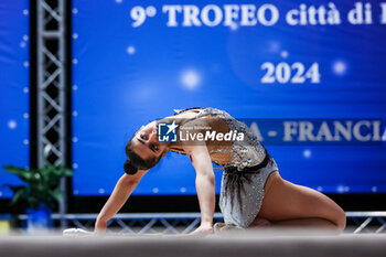 2024-03-09 - Sofia Raffaelii of Italy seen in action during Rhythmic Gymnastics FGI Italy-France bilateral competition 2024 at PalaFitLineDesio, Desio, Italy on March 09, 2024 - TROFEO CITTà DI DESIO - BILATERALE ITALIA FRANCIA - GYMNASTICS - OTHER SPORTS