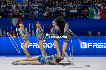 2024-06-23 - Team Italy during Group Finals 5 Hoops of FIG Rhythmic Gymnastics World Cup, at Unipol Forum, Milan on 23 June, 2024 - RHYTHMIC GYMNASTIC - WORLD CUP 2024 FINALS - GYMNASTICS - OTHER SPORTS