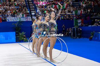 2024-06-23 - Team Italy during Group Finals 5 Hoops of FIG Rhythmic Gymnastics World Cup, at Unipol Forum, Milan on 23 June, 2024 - RHYTHMIC GYMNASTIC - WORLD CUP 2024 FINALS - GYMNASTICS - OTHER SPORTS