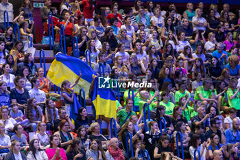 2024-06-23 - Fans of Team Ukraine during Finals of FIG Rhythmic Gymnastics World Cup, at Unipol Forum, Milan on 23 June, 2024 - RHYTHMIC GYMNASTIC - WORLD CUP 2024 FINALS - GYMNASTICS - OTHER SPORTS