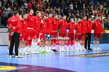 2024-01-15 - Poland for team photo lined up during the Men’s EHF Euro 2024 match between Poland vs. Faroe Islands at the Mercedes-Benz Arena in Berlin, Germany - MEN'S EHF EURO 2024 - POLAND VS FAROE ISLANDS - HANDBALL - OTHER SPORTS