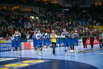 2024-01-15 - Faroe Islands team greets the fans at the end of the match at the end of the Men’s EHF Euro 2024 match between Poland vs. Faroe Islands at the Mercedes-Benz Arena in Berlin, Germany - MEN'S EHF EURO 2024 - POLAND VS FAROE ISLANDS - HANDBALL - OTHER SPORTS