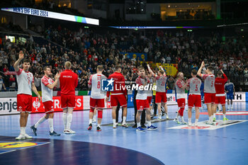 2024-01-15 - Poland team greets the fans at the end of the match at the end of the Men’s EHF Euro 2024 match between Poland vs. Faroe Islands at the Mercedes-Benz Arena in Berlin, Germany - MEN'S EHF EURO 2024 - POLAND VS FAROE ISLANDS - HANDBALL - OTHER SPORTS