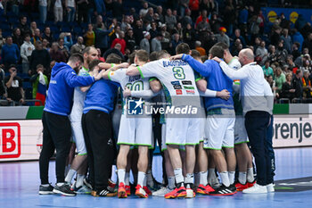 2024-01-15 - Happiness of Slovenia team after win the Men’s EHF Euro 2024 match between Norway vs. Slovenia at the Mercedes-Benz Arena in Berlin, Germany - MEN'S EHF EURO 2024 - NORWAY VS SLOVENIA - HANDBALL - OTHER SPORTS