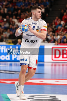 2024-01-14 - Elvar Jonsson of Iceland during the Men's Euro 2024, Group C handball match between Montenegro and Iceland on January 14, 2024 at Olympiahalle in Munich, Germany - HANDBALL - MEN'S EHF EURO 2024 - MONTENEGRO V ICELAND - HANDBALL - OTHER SPORTS