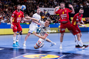 2024-01-14 - Gisli Thorgeir Kristjansson of Iceland during the Men's Euro 2024, Group C handball match between Montenegro and Iceland on January 14, 2024 at Olympiahalle in Munich, Germany - HANDBALL - MEN'S EHF EURO 2024 - MONTENEGRO V ICELAND - HANDBALL - OTHER SPORTS