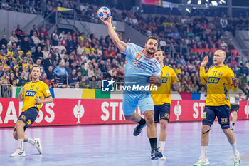 2024-01-15 - Dani Baijens of The Netherlands during the Men's EHF Euro 2024, Group E handball match between Sweden and Netherlands on January 15, 2024 at SAPP Arena in Mannheim, Germany - HANDBALL - MEN'S EHF EURO 2024 - SWEDEN V NETHERLANDS - HANDBALL - OTHER SPORTS
