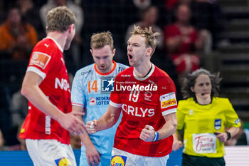 2024-01-17 - Mathias Gidsel of Denmark during the Men's EHF Euro 2024, Group E handball match between Denmark and Netherlands on January 17, 2024 at Barclays Arena in Hamburg, Germany - HANDBALL - MEN'S EHF EURO 2024 - DENMARK V NETHERLANDS - HANDBALL - OTHER SPORTS
