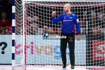 2024-01-23 - Bart Ravensbergen of The Netherlands during the Men's EHF Euro 2024, Main Round, handball match between Netherlands and Portugal on January 23, 2024 at Barclays Arena in Hamburg, Germany - HANDBALL - MEN'S EHF EURO 2024 - NETHERLANDS V PORTUGAL - HANDBALL - OTHER SPORTS