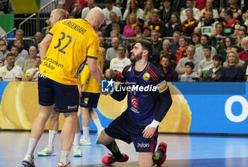 2024-01-26 - Ludovic Fabregas of France and Oscar Bergendahl of Sweden during the Men's EHF Euro 2024, Semi Finals handball match between France and Sweden on January 26, 2024 at Lanxess-Arena in Cologne, Germany - HANDBALL - MEN'S EHF EURO 2024 - FRANCE V SWEDEN - HANDBALL - OTHER SPORTS