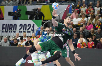 2024-01-26 - Bence Banhidi of Hungary during the Men's EHF Euro 2024, Placement match 5/6, handball match between Hungary and Slovenia on January 26, 2024 at Lanxess-Arena in Cologne, Germany - HANDBALL - MEN'S EHF EURO 2024 - HUNGARY V SLOVENIA - HANDBALL - OTHER SPORTS