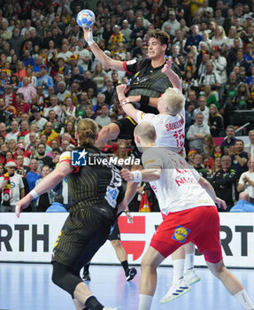 2024-01-26 - Julian Köster of Germany and Magnus Saugstrup Jensen of Denmark during the Men's EHF Euro 2024, Semi Finals handball match between Germany and Denmark on January 26, 2024 at Lanxess-Arena in Cologne, Germany - HANDBALL - MEN'S EHF EURO 2024 - GERMANY V DENMARK - HANDBALL - OTHER SPORTS