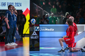 2024-01-28 - Official ball of 2nd and 1st place final of the Men’s EHF Euro 2024 match between France vs Denmark at the Lanxess Arena, Cologne, Germany - MEN'S EHF EURO 2024 - FINAL - FRANCE VS DENMARK - HANDBALL - OTHER SPORTS