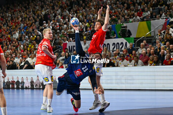 2024-01-28 - Ludovic Fabregas (France) during 2nd and 1st place final of the Men’s EHF Euro 2024 match between France vs Denmark at the Lanxess Arena, Cologne, Germany - MEN'S EHF EURO 2024 - FINAL - FRANCE VS DENMARK - HANDBALL - OTHER SPORTS