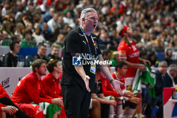 2024-01-28 - Head coach Jacobsen Nikolaj (Denmark) during 2nd and 1st place final of the Men’s EHF Euro 2024 match between France vs Denmark at the Lanxess Arena, Cologne, Germany - MEN'S EHF EURO 2024 - FINAL - FRANCE VS DENMARK - HANDBALL - OTHER SPORTS