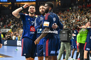 2024-01-28 - Happiness of France team after win the Men’s EHF Euro 2024 match between France vs Denmark at the Lanxess Arena, Cologne, Germany - MEN'S EHF EURO 2024 - FINAL - FRANCE VS DENMARK - HANDBALL - OTHER SPORTS