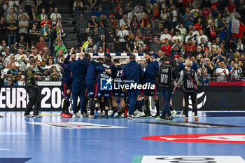 2024-01-28 - Happiness of France team after win the 2nd and 1st place final of the Men’s EHF Euro 2024 match between France vs Denmark at the Lanxess Arena, Cologne, Germany - MEN'S EHF EURO 2024 - FINAL - FRANCE VS DENMARK - HANDBALL - OTHER SPORTS