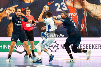 2024-03-06 - Dean Bombac of Pick Szeged and Luka Karabatic and Kent Robin Tonnesen of PSG during the EHF Champions League, Group A handball match between Paris Saint-Germain and OTP Bank - Pick Szeged on March 6, 2024 at Pierre de Coubertin stadium in Paris, France - HANDBALL - CHAMPIONS LEAGUE - PARIS SG V PICK SZEGED - HANDBALL - OTHER SPORTS