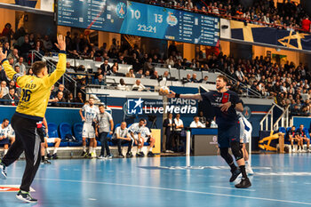 2024-03-06 - Kamil Syprzak of PSG and Roland Mikler of Pick Szegedduring the EHF Champions League, Group A handball match between Paris Saint-Germain and OTP Bank - Pick Szeged on March 6, 2024 at Pierre de Coubertin stadium in Paris, France - HANDBALL - CHAMPIONS LEAGUE - PARIS SG V PICK SZEGED - HANDBALL - OTHER SPORTS
