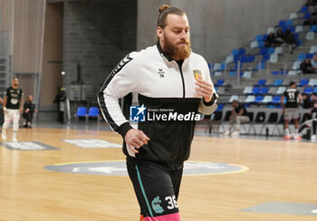 2024-03-30 - Johannes Marescot of Saint-Raphael during the French championship, Liqui Moly Starligue handball match between Cesson Rennes MH and Saint-Raphael VH on March 30, 2024 at the Glaz Arena in Cesson-Sévigné, France - HANDBALL - FRENCH CHAMP - CESSON RENNES V SAINT RAPHAEL - HANDBALL - OTHER SPORTS