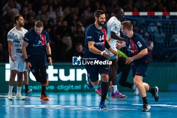 2024-05-31 - Nikola Karabatic of PSG and Luc Steins of PSG during the French championship Liqui Molly Starligue Handball match between Paris Saint-Germain Handball and PAUC (Pays d'Aix Université Club Handball) on May 31, 2024 at Accor Arena in Paris, France - HANDBALL - FRENCH CHAMP - PARIS SG V PAUC - HANDBALL - OTHER SPORTS