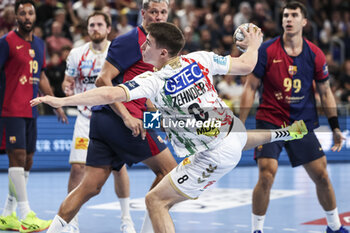 24/10/2024 - Manuel Zehnder of SC Magdeburg during the EHF Champions League, Group Phase, handball match between FC Barcelona and SC Magdeburg on October 24, 2024 at Palau Blaugrana in Barcelona, Spain - HANDBALL - CHAMPIONS LEAGUE - BARCELONA V MAGDEBURG - PALLAMANO - ALTRO