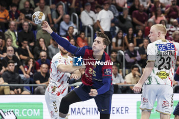 24/10/2024 - Domen Makuc of FC Barcelona during the EHF Champions League, Group Phase, handball match between FC Barcelona and SC Magdeburg on October 24, 2024 at Palau Blaugrana in Barcelona, Spain - HANDBALL - CHAMPIONS LEAGUE - BARCELONA V MAGDEBURG - PALLAMANO - ALTRO