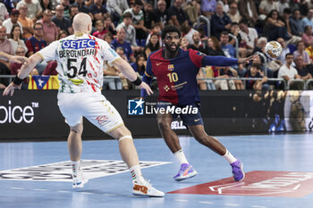 24/10/2024 - Dika Mem of FC Barcelona and Oscar Bergendahl of SC Magdeburg during the EHF Champions League, Group Phase, handball match between FC Barcelona and SC Magdeburg on October 24, 2024 at Palau Blaugrana in Barcelona, Spain - HANDBALL - CHAMPIONS LEAGUE - BARCELONA V MAGDEBURG - PALLAMANO - ALTRO