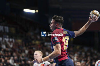 24/10/2024 - Aitor Arino of FC Barcelona during the EHF Champions League, Group Phase, handball match between FC Barcelona and SC Magdeburg on October 24, 2024 at Palau Blaugrana in Barcelona, Spain - HANDBALL - CHAMPIONS LEAGUE - BARCELONA V MAGDEBURG - PALLAMANO - ALTRO