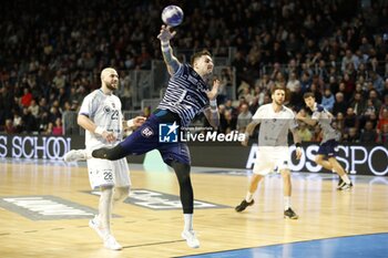 2024-11-22 - Edgar DENTZ of Cesson-Rennes during the French championship, Liqui Moly Starligue handball match between Cesson-Rennes MH and Limoges Handball on 22 November 2024 at Glaz Arena in Cesson-Sévigné, France - HANDBALL - FRENCH CHAMP - CESSON RENNES V LIMOGES - HANDBALL - OTHER SPORTS