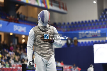 2024-01-13 - Enzo Lefort (FRA) won against HOIDA Danyil (UKR) 15/9 at round 64 during the Mazars Challenge International de Paris 2024, Foil World Cup on January 13, 2024 at Pierre de Coubertin stadium in Paris, France - FENCING - CHALLENGE INTERNATIONAL DE PARIS 2024 - FENCING - OTHER SPORTS