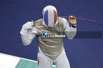 2024-01-13 - LEFORT Enzo (FRA) lost 14/15 against PAUTY Maxime (FRA) in round of 16 during the Mazars Challenge International de Paris 2024, Foil World Cup on January 13, 2024 at Pierre de Coubertin stadium in Paris, France - FENCING - CHALLENGE INTERNATIONAL DE PARIS 2024 - FENCING - OTHER SPORTS