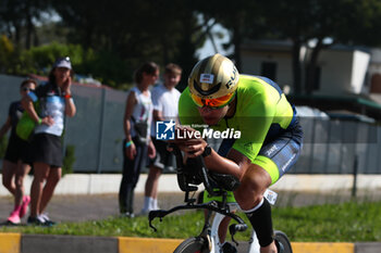 2024-05-05 - Triathletes during the IRONMAN 70.3 Venice-Jesolo - IRONMAN 70.3 VENICE-JESOLO - TRIATHLON - OTHER SPORTS