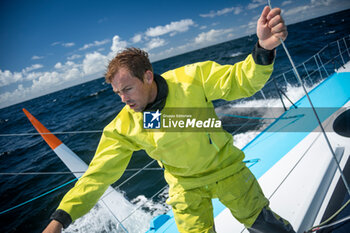 2024-05-02 - Thomas Ruyant sailing on the Imoca Vulnerable - Ruyant during a training session prior the Vendée Globe 2024 on April 23, 2024, off Groix in France - SAILING - VENDEE GLOBE 2024 - THOMAS RUYANT VULNERABLE RUYANT TRAINING PRE-START - SAILING - OTHER SPORTS