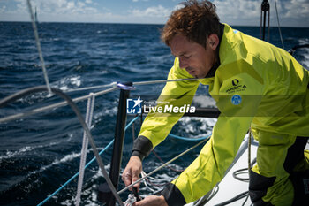 2024-05-02 - Thomas Ruyant sailing on the Imoca Vulnerable - Ruyant during a training session prior the Vendée Globe 2024 on April 23, 2024, off Groix in France - SAILING - VENDEE GLOBE 2024 - THOMAS RUYANT VULNERABLE RUYANT TRAINING PRE-START - SAILING - OTHER SPORTS