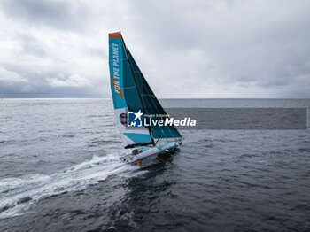 2024-04-27 - Sam Goodchild sailing on the Imoca Vulnerable - Goodchild during a training session prior the Vendée Globe 2024 on April 26, 2024, in France - SAILING - VENDEE GLOBE 2024 - SAM GOODCHILD VULNERABLE GOODCHILD TRAINING PRE-START - SAILING - OTHER SPORTS