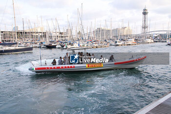 2024-08-30 - Luna Rossa Prada Pirelli (ITA) Teams on tender - 37TH AMERICA'S CUP LOUIS VUITTON TEAM PRESENTATION - SAILING - OTHER SPORTS