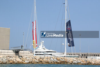 2024-09-03 - americas cup supporters boa of Luna Rossa Prada Pirelli (ITA) and NYYC American Magic (USA) - 37TH AMERICA'S CUP LOUIS VUITTON - VILLAGE - SAILING - OTHER SPORTS