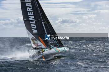 2024-09-27 - Sam Goodchild on Imoca Vulnerable - For the Planet during a training session prior the Vendée Globe 2024 on September 27, 2024, off Groix in France - SAILING - VENDEE GLOBE 2024 - SAM GOODCHILD - IMOCA VULNERABLE - HELICOPTER IMAGES - SAILING - OTHER SPORTS