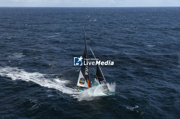 2024-09-27 - Sam Goodchild on Imoca Vulnerable - For the Planet during a training session prior the Vendée Globe 2024 on September 27, 2024, off Groix in France - SAILING - VENDEE GLOBE 2024 - SAM GOODCHILD - IMOCA VULNERABLE - HELICOPTER IMAGES - SAILING - OTHER SPORTS