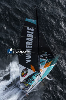 2024-09-27 - Sam Goodchild on Imoca Vulnerable - For the Planet during a training session prior the Vendée Globe 2024 on September 27, 2024, off Groix in France - SAILING - VENDEE GLOBE 2024 - SAM GOODCHILD - IMOCA VULNERABLE - HELICOPTER IMAGES - SAILING - OTHER SPORTS