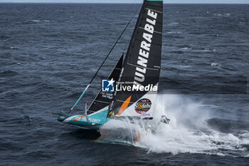 2024-09-27 - Sam Goodchild on Imoca Vulnerable - For the Planet during a training session prior the Vendée Globe 2024 on September 27, 2024, off Groix in France - SAILING - VENDEE GLOBE 2024 - SAM GOODCHILD - IMOCA VULNERABLE - HELICOPTER IMAGES - SAILING - OTHER SPORTS