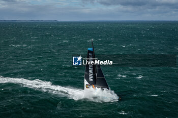 2024-09-27 - Skipper Thomas Ruyant, Imoca VULNERABLE during a training session prior the Vendée Globe 2024 on September 27, 2024, off Groix in France - SAILING - VENDEE GLOBE 2024 - THOMAS RUYANT - IMOCA VULNERABLE - HELICOPTER IMAGES - SAILING - OTHER SPORTS