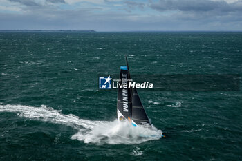 2024-09-27 - Skipper Thomas Ruyant, Imoca VULNERABLE during a training session prior the Vendée Globe 2024 on September 27, 2024, off Groix in France - SAILING - VENDEE GLOBE 2024 - THOMAS RUYANT - IMOCA VULNERABLE - HELICOPTER IMAGES - SAILING - OTHER SPORTS